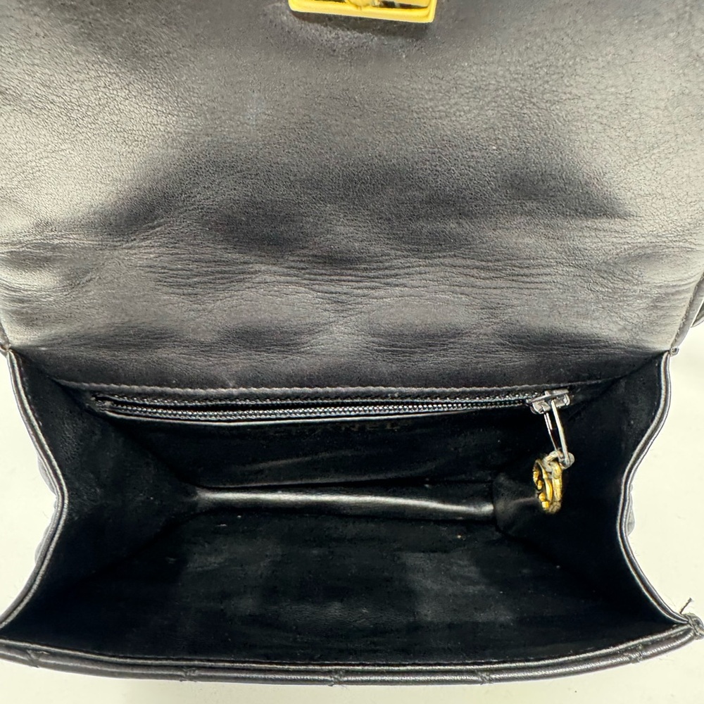 💎💯Authentic CHANEL Vintage Belt Bag Mini Black Lambskin Leather 24k GP - Picture 7 of 7